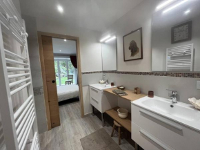 Chambres spacieuses à Cauterets, jardin privé, animaux acceptés - FR-1-812-108
